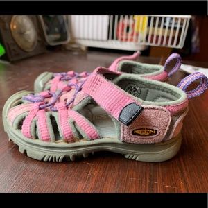 Toddler Keen Sandals size 6